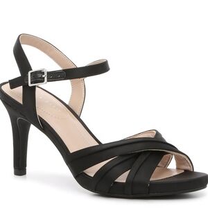 Kelly & Katie Simina Sandal Black Size 9.5M